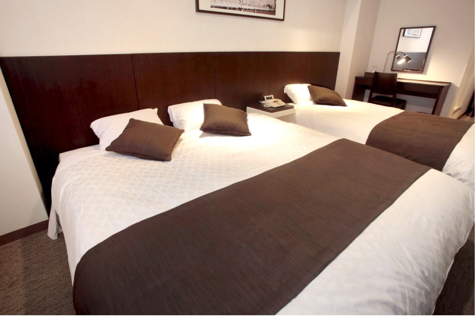 BASIC ROOM