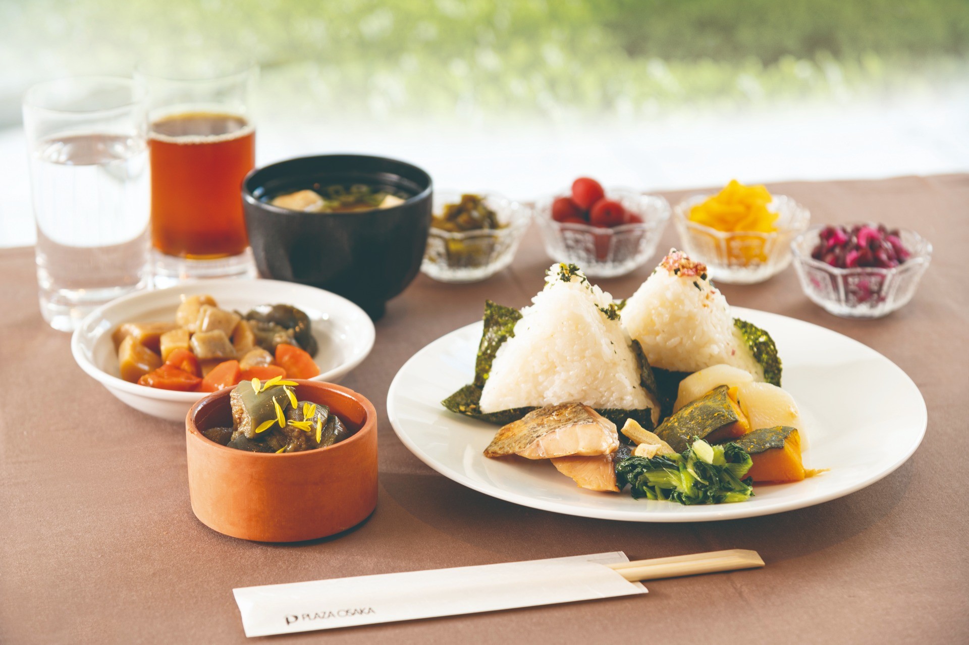 朝食バイキングにて‛おむすび’の提供を開始しました🍙